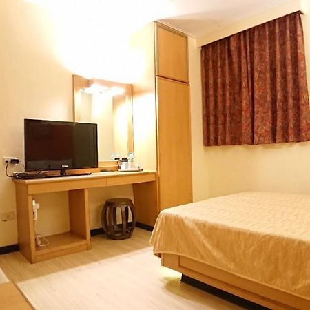 Yes Hotel Città di Chiayi Esterno foto